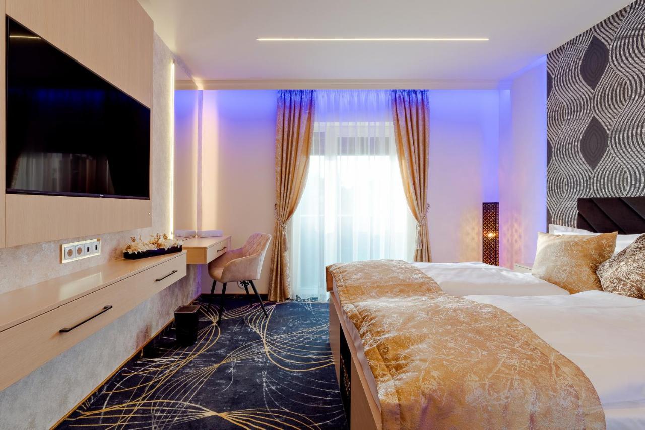 Diamond Panzio Bed & Breakfast Hajduszoboszlo Exterior photo